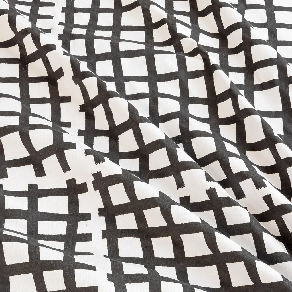 100% Dustproof & Water Resistant + 360°  Elastic Fitted Faces Of Color Printed Bedsheet