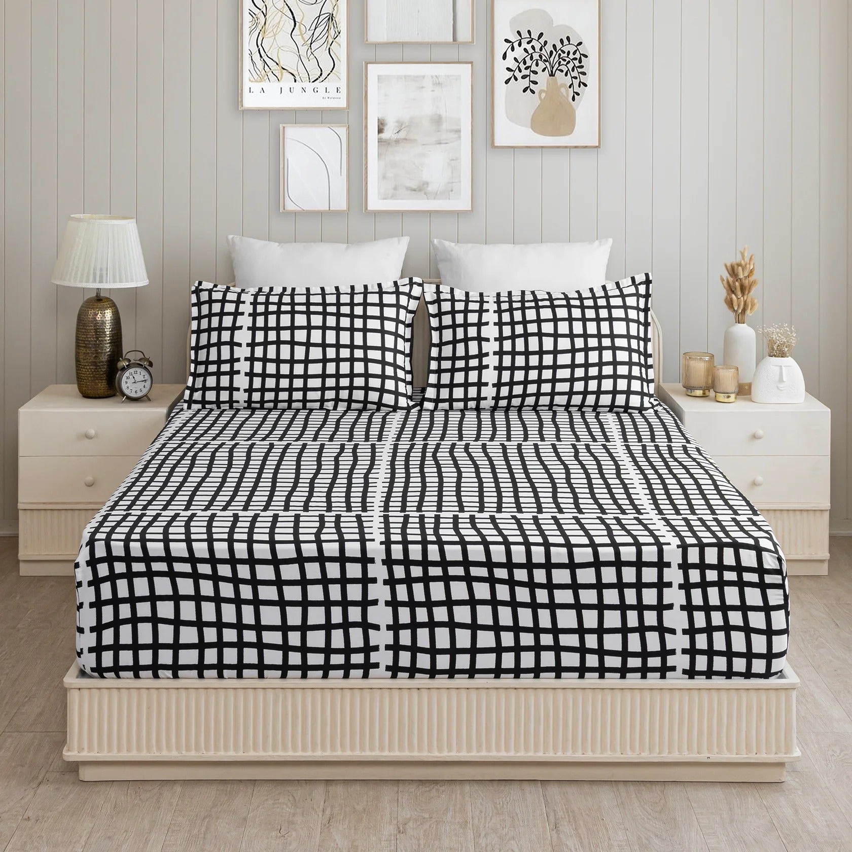 100% Dustproof & Water Resistant + 360°  Elastic Fitted Faces Of Color Printed Bedsheet