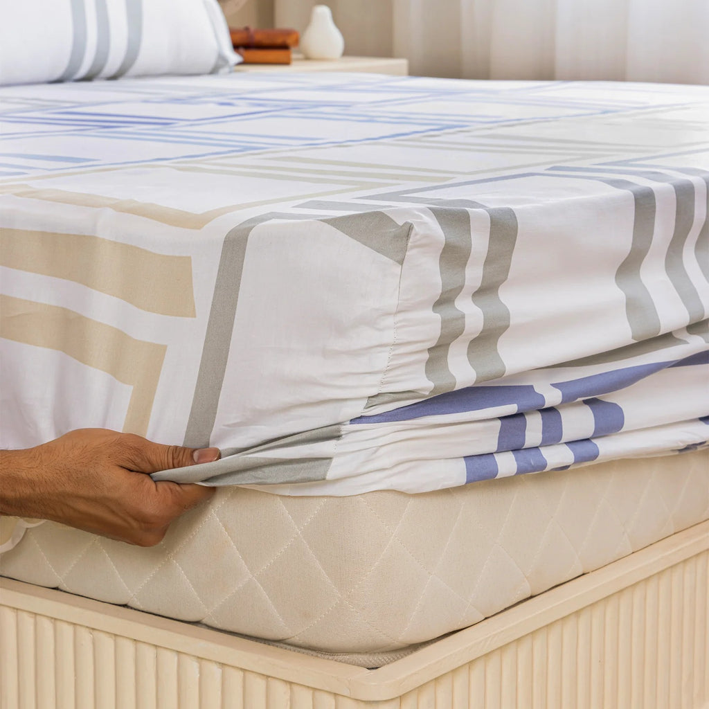 100% Dustproof & Water Resistant + 360°  Elastic Fitted Mdern Maze Printed Bedsheet